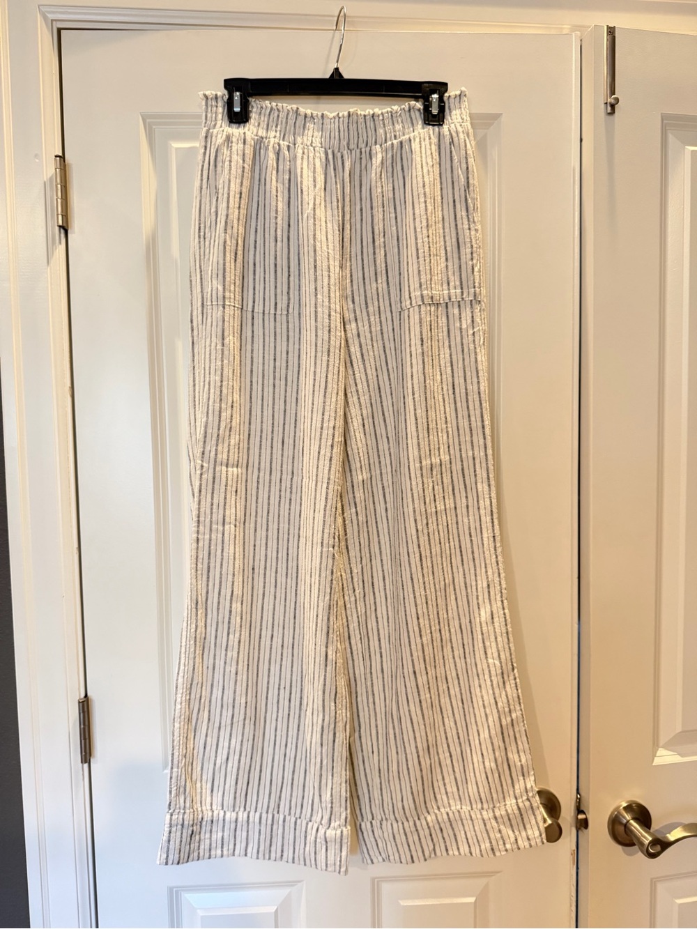 Time and Tru Cream and Gray Striped Wide-Leg Pants